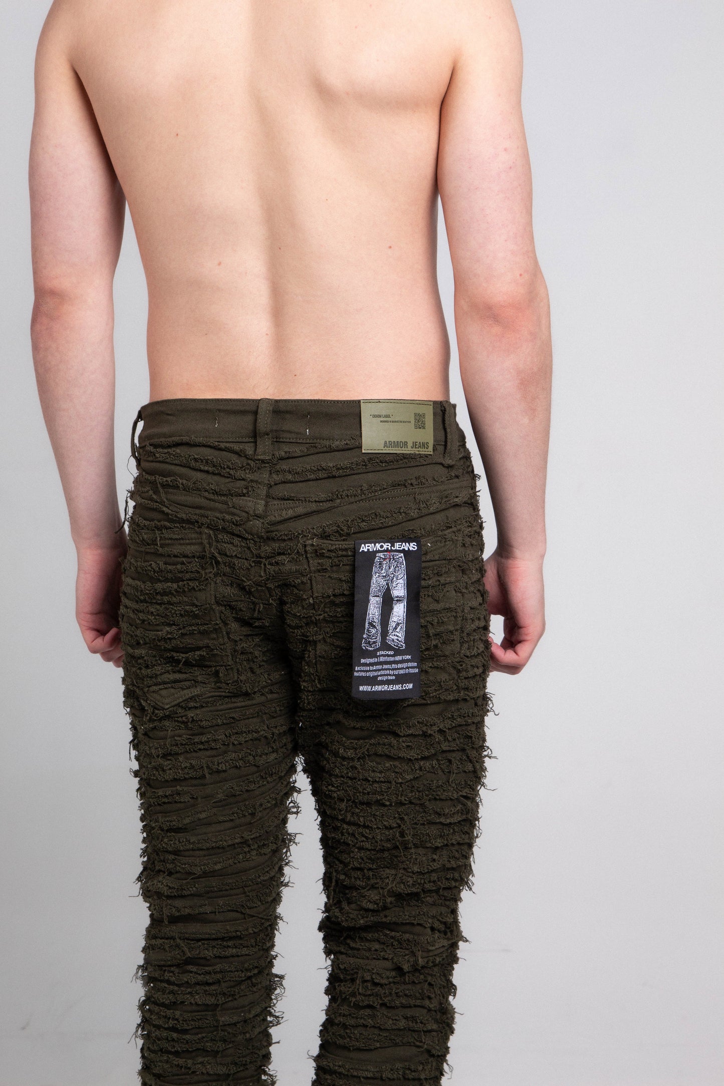 AJS693 EXTREME FRAYED STACKED JEANS